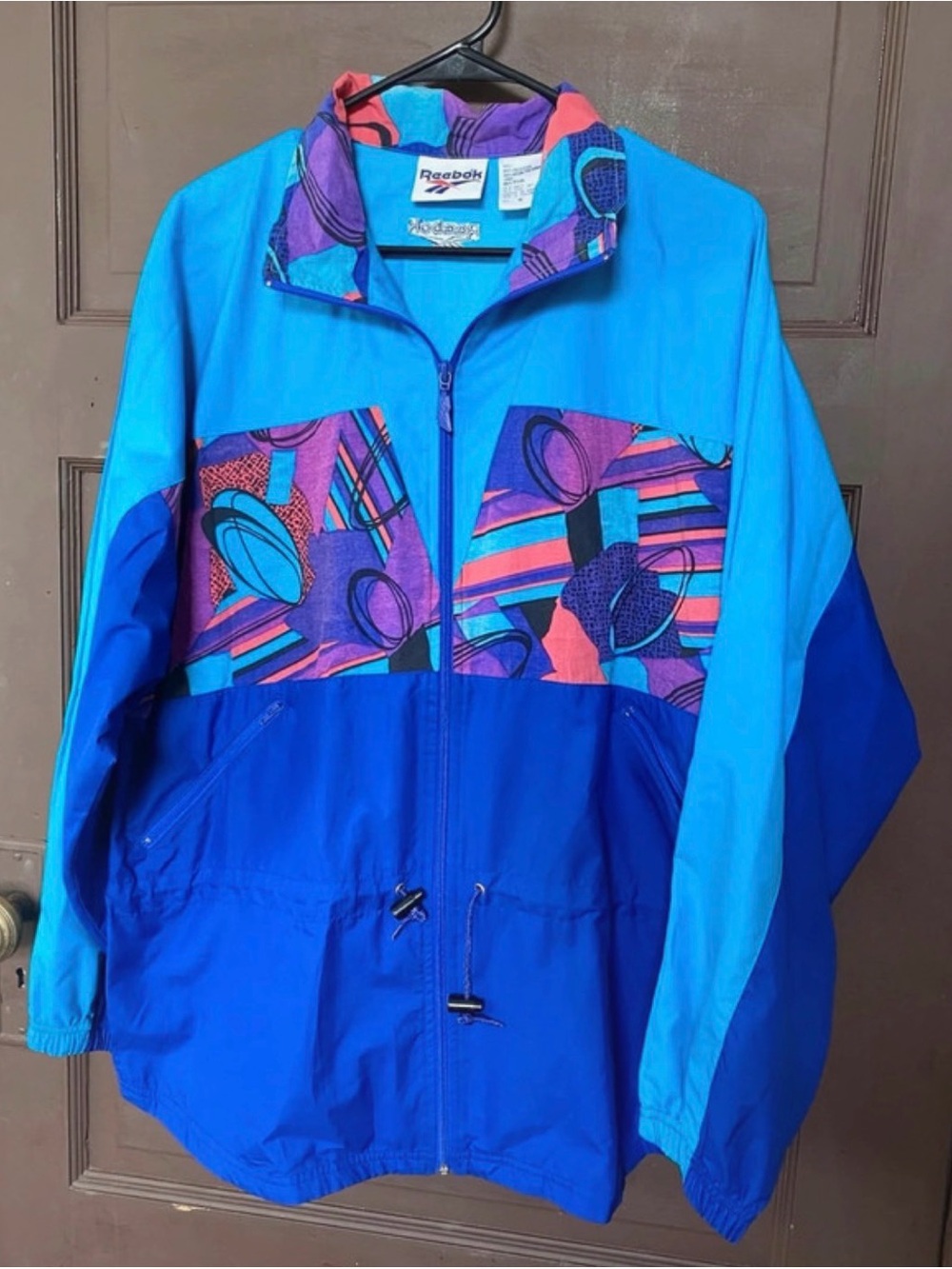 Retro Vintage Reebok Windbreaker, size M